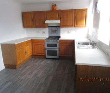 2 bedroom terraced house to rent - Photo 3