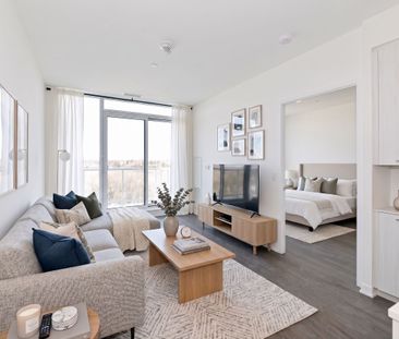 For Lease - 6 David Eyer Road Unit# 806, Richmond Hill, Ontario - Photo 2