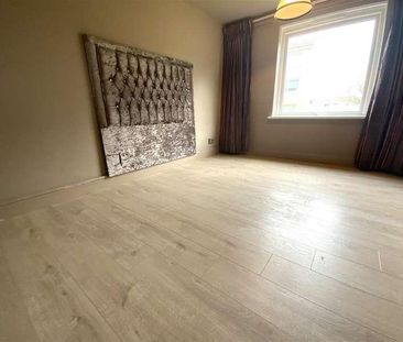 Canongate, Calderwood, East Kilbride, G74 - Photo 3