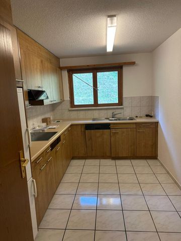 Appartement rustique en duplex avec cheminée. Ne laissez pas passer cette opportunité. - Photo 4