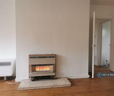 3 bedroom bungalow to rent - Photo 2