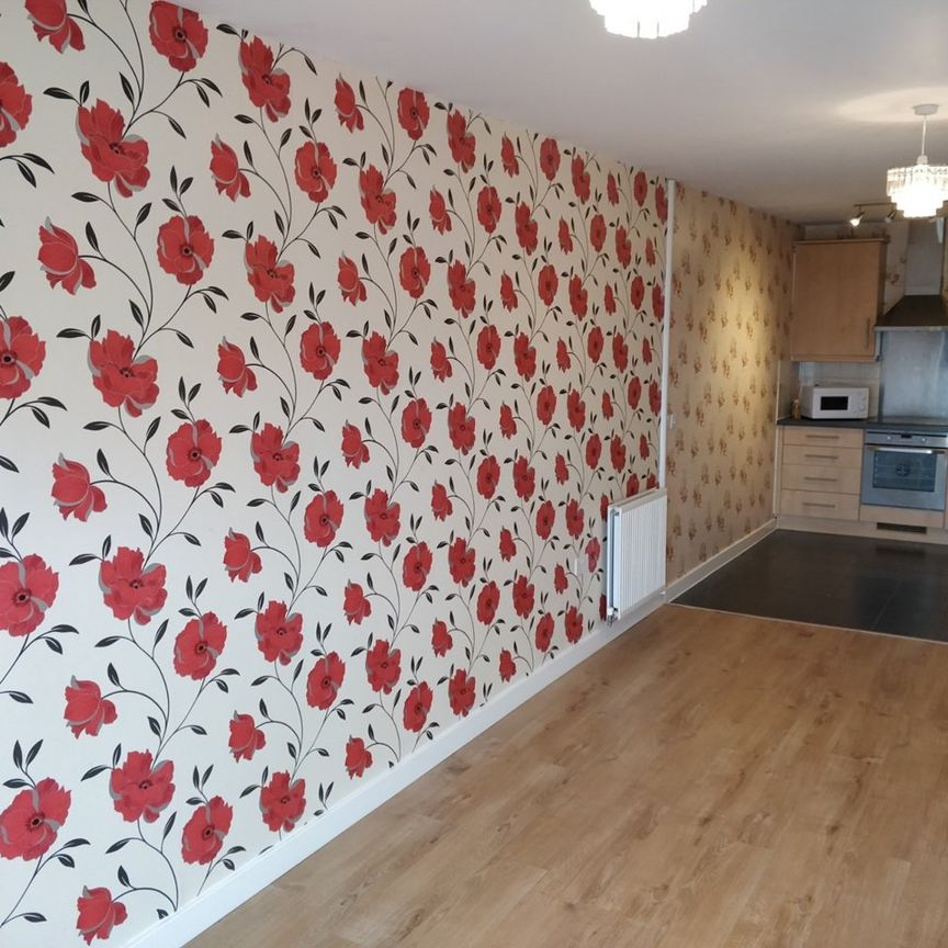 2 Bed Flat, Woodall Court, CR0 - Photo 1