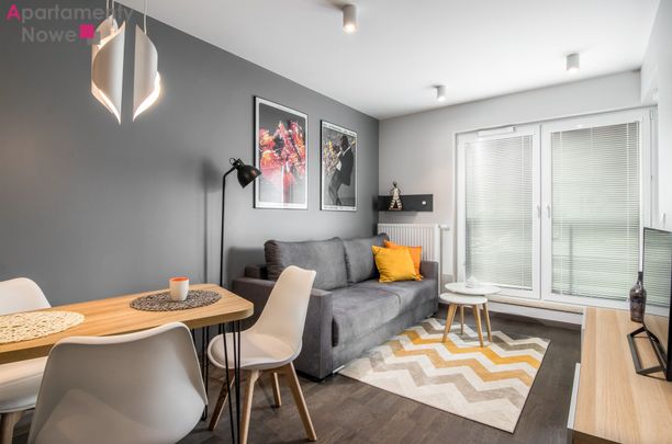 Funkcjonalne mieszkanie 38 m2 z widokiem na Wisłę w inwestycji „Zabłocie Residence” - Photo 1