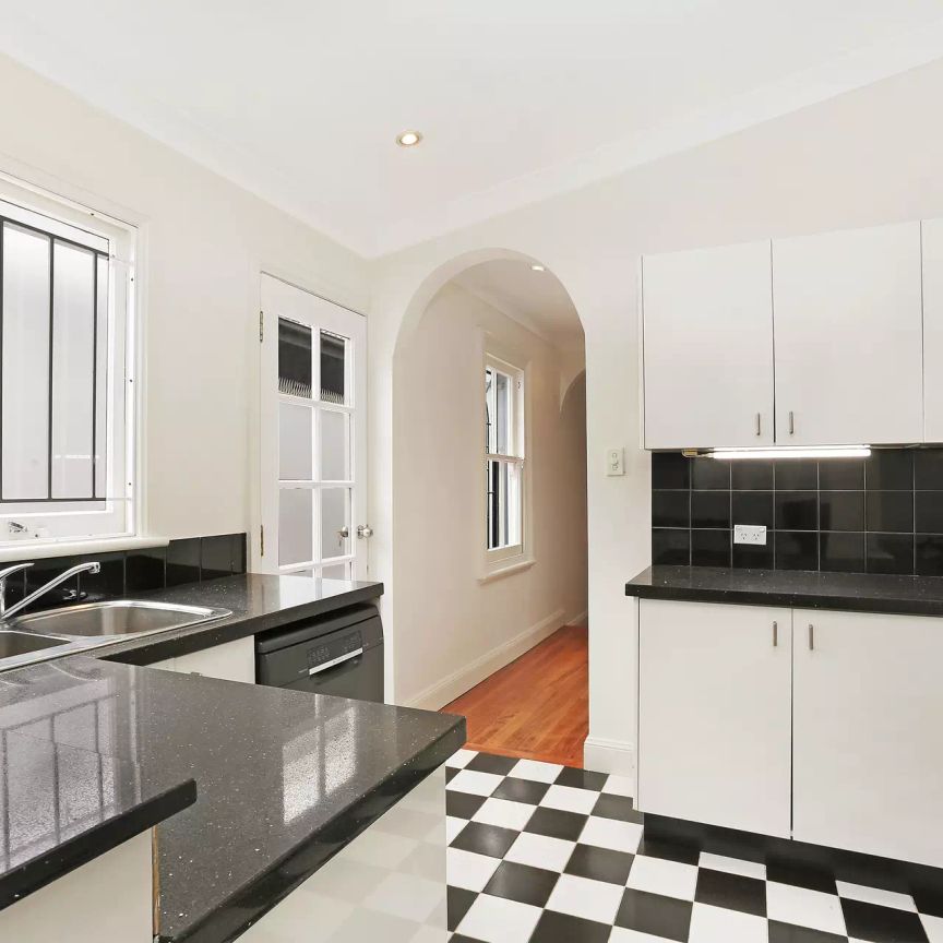 41 Cary Street, Leichhardt - Photo 1