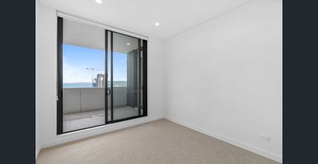 Wake up to sweeping views of Brisbane Water - Photo 5