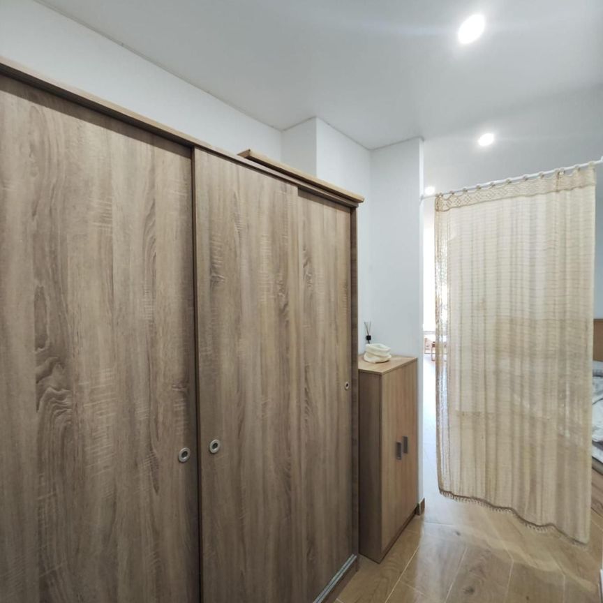 Estudio de alquiler en La Colina - Photo 1