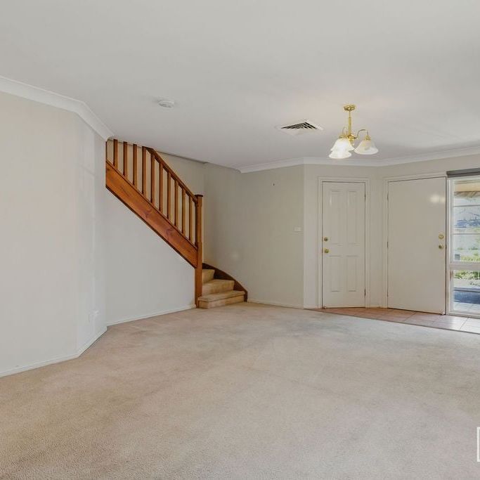 THREE BEDROOM DUPLEX IN GREAT LOCATION - Photo 1