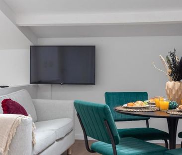 Appartement te huur - Photo 1