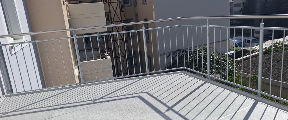 Petrusstraße - sanierte 2 ZKB Wohnung mit Terrasse am Rande der Innenstadt! - Photo 1