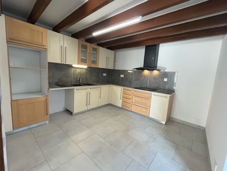 Location Maison 3 pièces 72m² - Photo 2