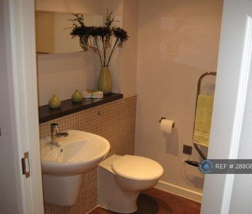 Studio to rent - Photo 5