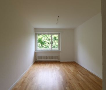 Wohnen im Fürstenrain - moderne 4 1/2-Zimmer-Wohnung im 2.OG - Photo 1