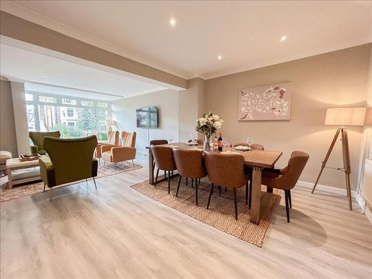 6 bedroom house to rent - Photo 1