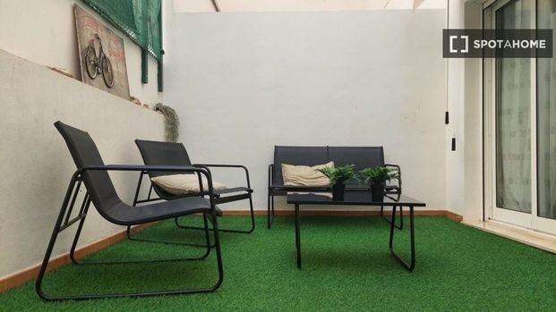 2 room luxury Flat for rent in Alicante, Valencia - Photo 1