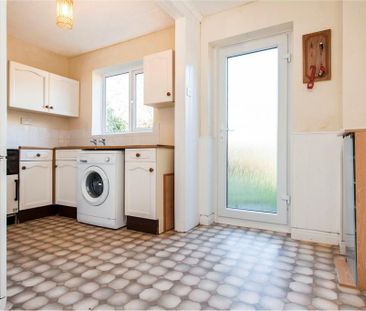 2 bedroom house to rent - Photo 3