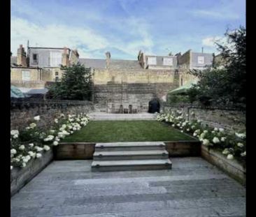 2 bedroom ground floor flat to rent - Photo 2