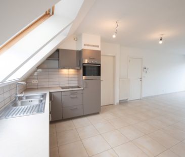 Recent en ruim duplex appartement met 4 slaapkamers! - Photo 1