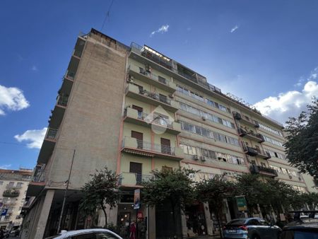 6 locali in affitto - Photo 5