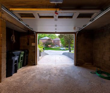 For Lease - 96 Glen Davis Crescent Unit# Main Fl, Toronto, Ontario - Photo 2