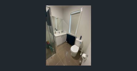 Perfect Family Townhouse! - Photo 2