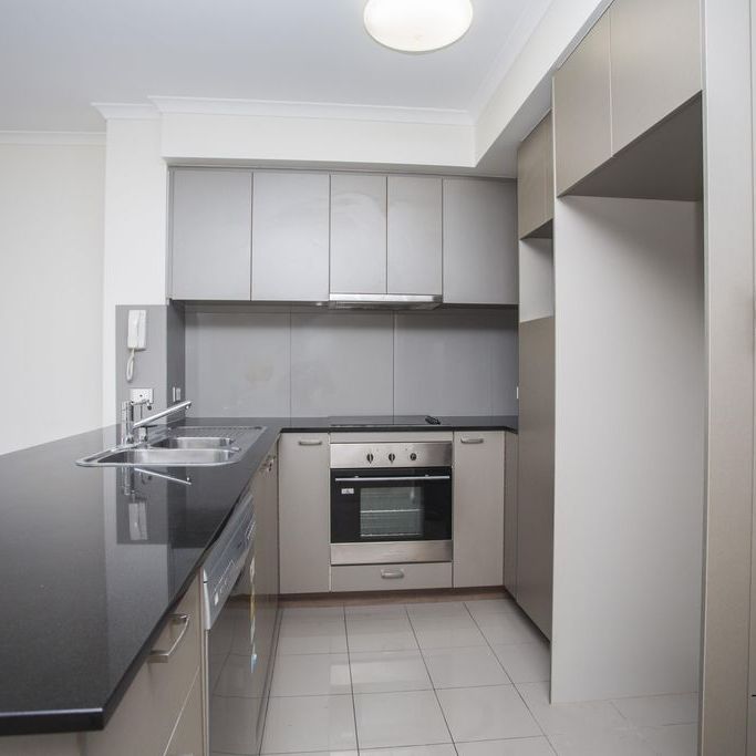 Stylish 3 bedroom in Maylands - Photo 1