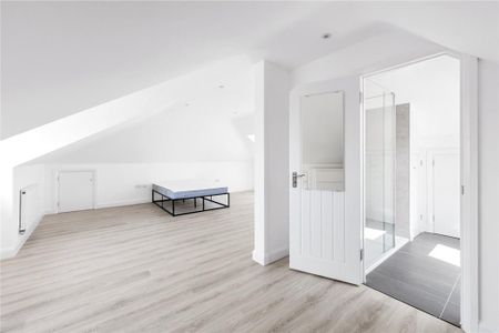 8 bedroom semi-detached house to rent - Photo 4