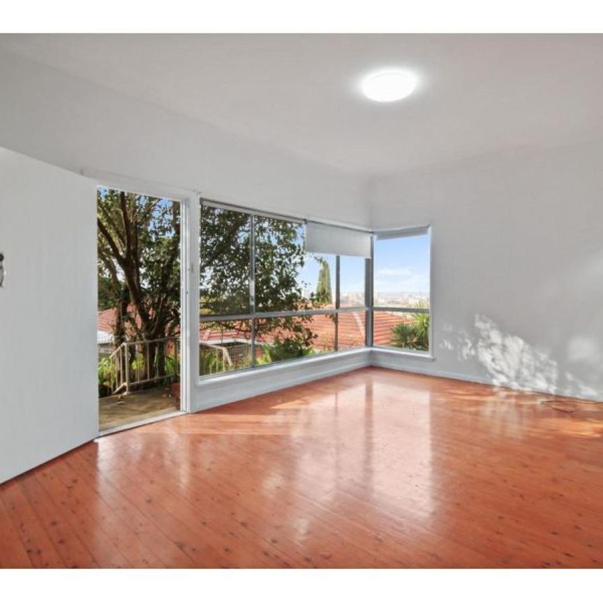 3 / 16 Kelvin Road, Coniston, NSW 2500 - Photo 1