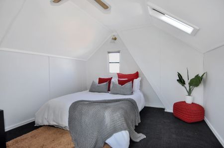 CBD LOCATION - CENTRAL OPPORTUNITY - Photo 3