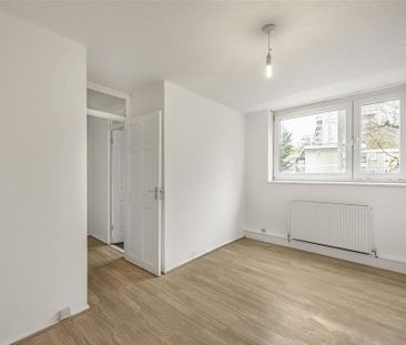 3 bedroom maisonette to rent - Photo 2