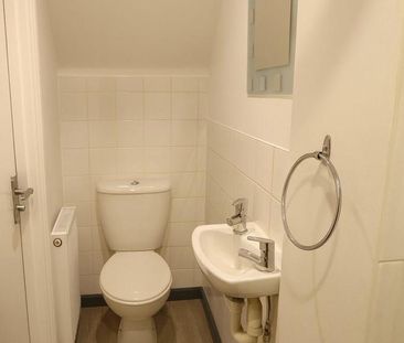 House share to rent - Photo 1