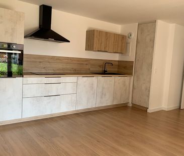 Location Appartement 3 pièces 61m² WATTIGNIES 59139 - Photo 2
