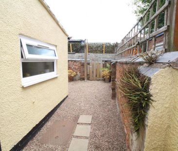 2 bedroom terraced house to rent - Photo 6