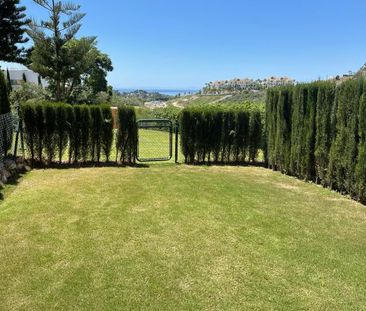 Casa adosada de alquiler en Atalaya Hill-club, 1, La Alquería - Photo 4