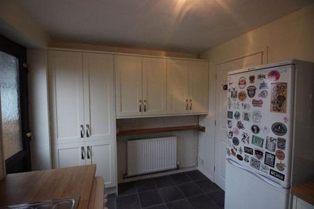2 bedroom terraced house to rent - Photo 4