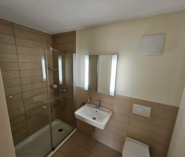 4.5-room apartment in the residential park Leuenfeld - Photo 2