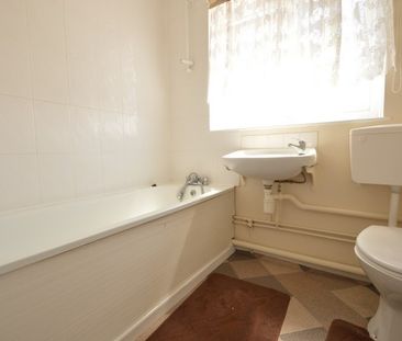 Teesdale Road, Slough, Berkshire,SL2 - Photo 6