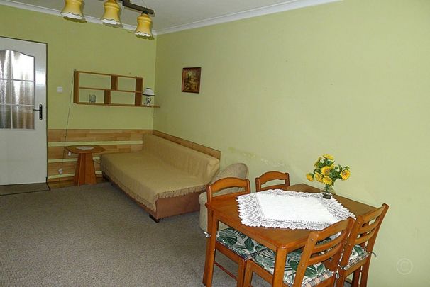 Mieszkanie do wynajęcia 2 pokoje Parzęczewska, Zgierz 48.4 m² - Фото 1