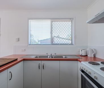 10 Warroo Drive, Deception Bay QLD 4508 - House For Rent | Domain - Photo 3