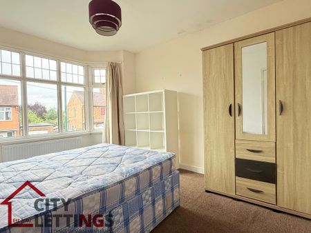 3 bedroom detached house to rent - Photo 3