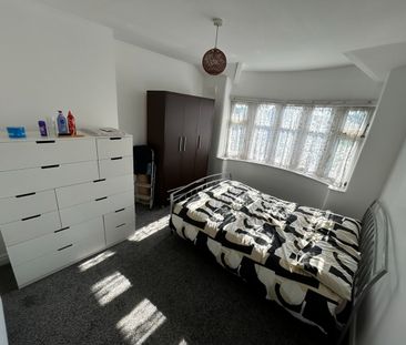 Room in a Shared House, Hemmons Road, M12 - Photo 4