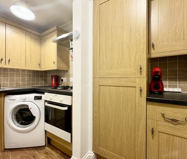 Broadwater Road, WORTHING - Photo 4