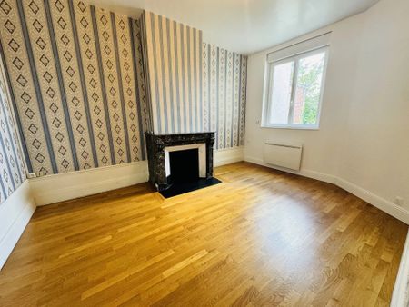 Location Appartement 2 pièces 48 m2 à Saint-Quentin - Photo 2