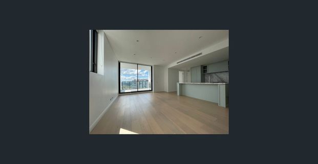 3 layers Penthouse, with 3 beds 2 baths 2 car parking study deck and balcony - Photo 1