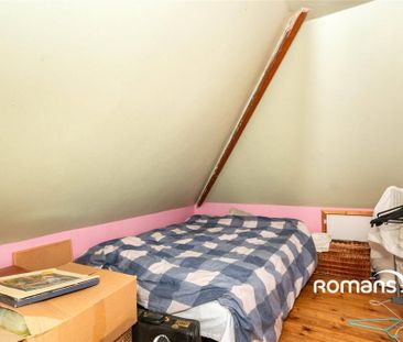 3 bedroom semi-detached house to rent - Photo 4