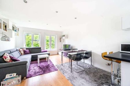 Monarch Mews, Streatham Common, SW16 - Photo 2