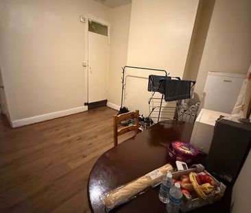 2 Bed Terraced House, Kenilworth Road, B20 - Photo 5