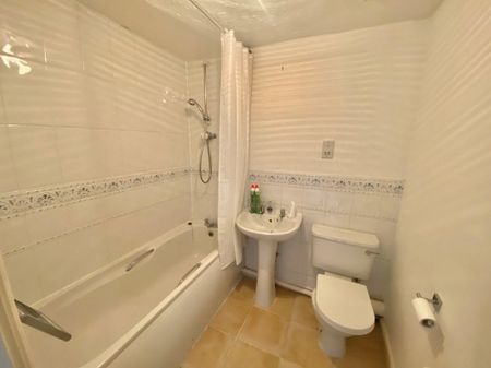 Gerddi Margaret, BARRY - Photo 2