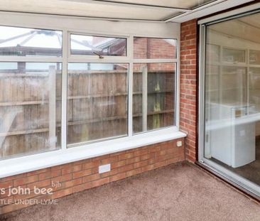 3 bedroom detached house to rent - Photo 6