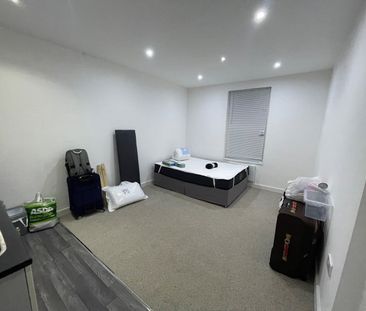 1 Bed Flat, Coniston Street, L5 - Photo 3
