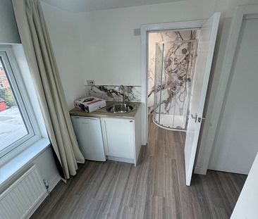 Room in a Shared House, Brushfield Road, B42 - Photo 2